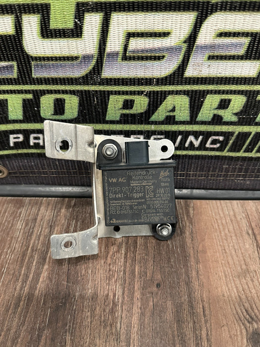 2021 AUDI R8 FRONT LEFT TPMS TIRE PRESSURE MONITORING SENSOR OEM 7PP 907 283