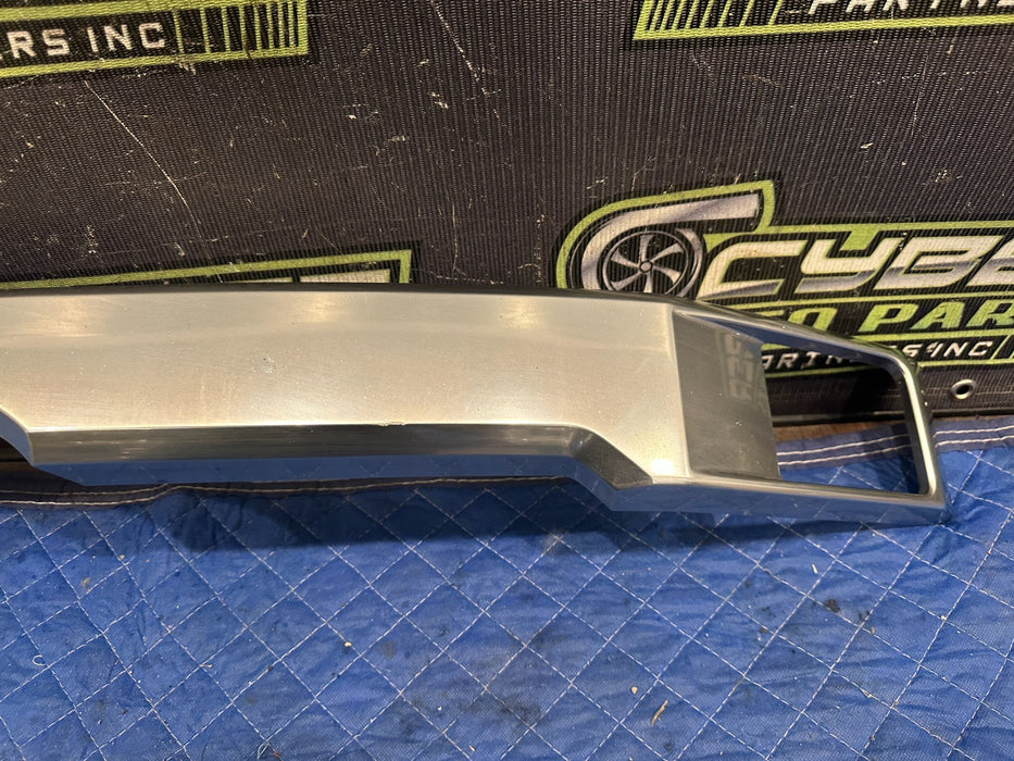 2017-2019 FORD F250 F350 F450 SUPERDUTY LIMITED GRILLE TRIM OEM *SLIGHT WEAR #7*