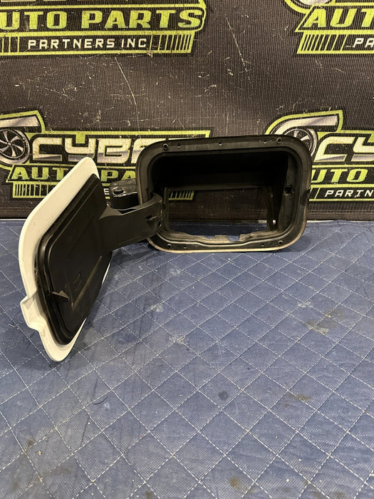 2023-2024 FORD F250 F350 WHITE GAS FUEL LID ASSEMBLY STAR WHITE (AZ) OEM