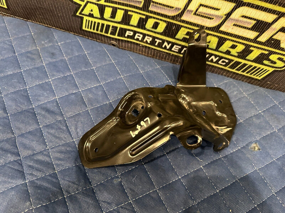 2015-2020 BMW M4 F82 GUARD FUEL PLATE BRACKET 16127244171 16 12 7 244 171