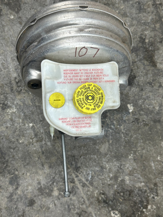 2014 AUDI R8 POWER BRAKE BOOSTER W/ MASTER CYLINDER 423 612 105 D 423612105D