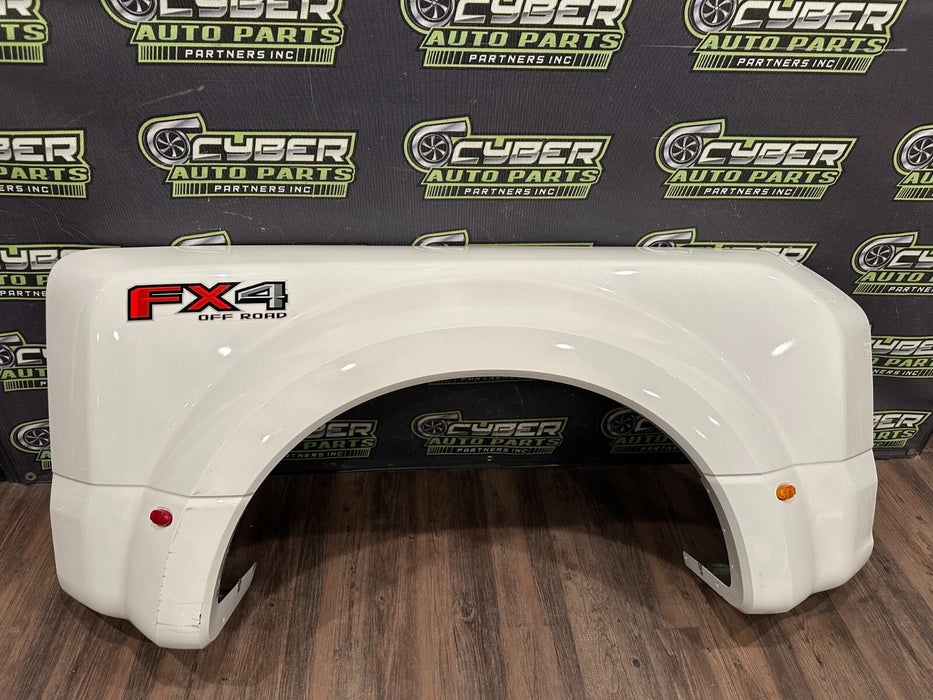 2017 2019 FORD F350 F450 RIGHT DUALLY BED SIDE FENDER FLARE PEARL WHITE *UG* OEM