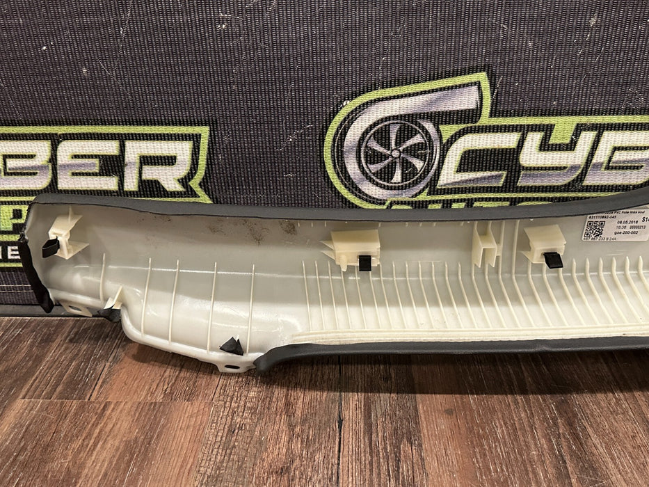 2017-18 AUDI R8 PLUS SPYDER FRONT DRIVER LEFT A PILLAR TRIM OEM 4S7 867 233 B