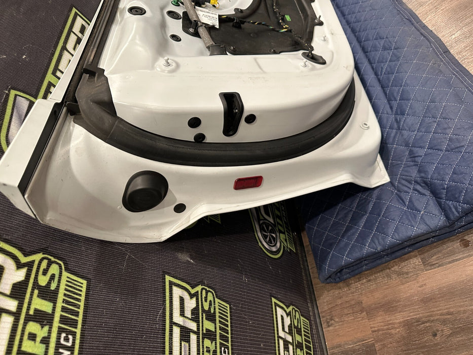 2017 2018 AUDI R8 SPYDER PLUS DRIVER SIDE DOOR OEM GENUINE