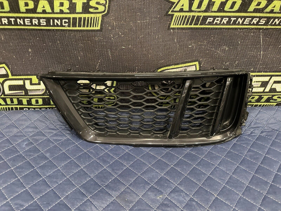 2018 AUDI R8 PLUS SPYDER REAR RIGHT BUMPER GRILLE VENT OEM 4S0 807 698 A