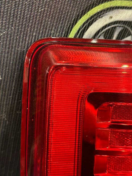 2017-2019 FORD F250 F350 F450 REAR LEFT DRIVER LED TAIL LIGHT ASSEMBLY OEM