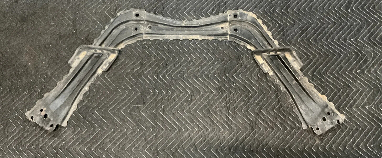 2017 NISSAN 370Z NISMO Transmission Tunnel 'W' Body Brace OEM