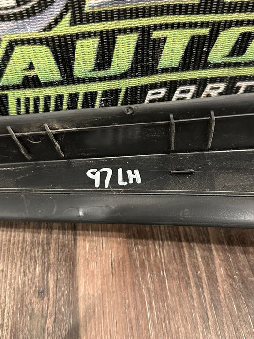 2020 BMW M4 F82 OUTER LEFT SEAL SIDE PANEL OEM 5176 7 264 273