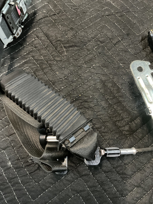 2017 FORD F250 F350 LARIAT BLACK OPS FRONT DRIVER LEFT SEAT BELT RETRACTOR