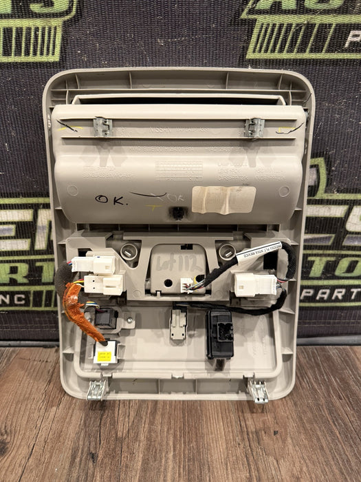 2017 NISSAN TITAN XD RESERVE OVERHEAD CONSOLE DOME LIGHT ASSEMBLY OEM