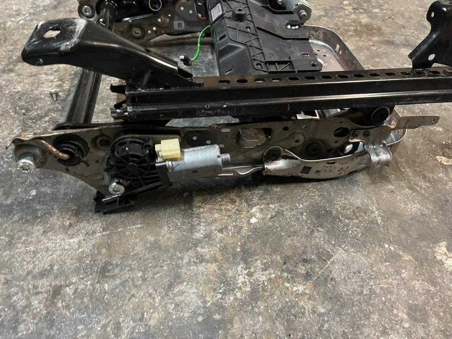 2017-2019 FORD F250 F350 F450 DRIVER LEFT SEAT BOTTOM FRAME MOTORIZED OEM