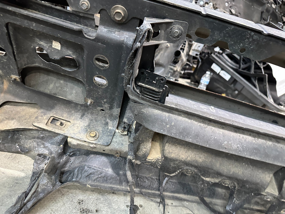 2020 2021 FORD F250 F350 F450 FRONT BUMPER OEM ~SCRATCHES~