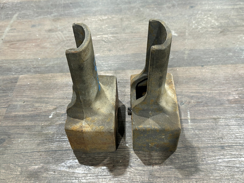 2017-2019 FORD F250 F350 F450 LEFT RIGHT SUSPENSION SPACERS OEM