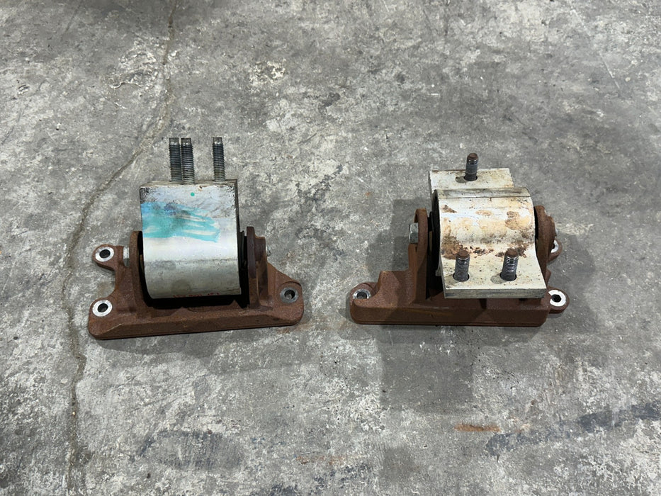 2020 FORD F250 F350 LEFT RIGHT ENGINE MOUNT 55K MILES OEM HC34-63033-DB 17-22