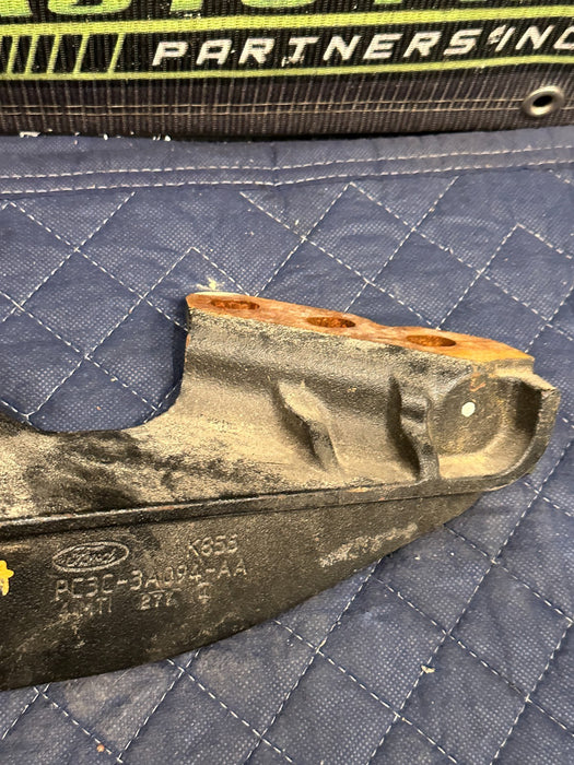 2023-2024 FORD F250 F350 SUPERDUTY TRACK BAR BRACKET OEM