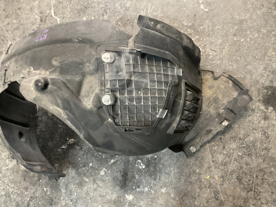 2017 MERCEDES-BENZ C63 AMG FRONT LEFT WHEELHOUSE FENDER LINER *TORN*2056903606