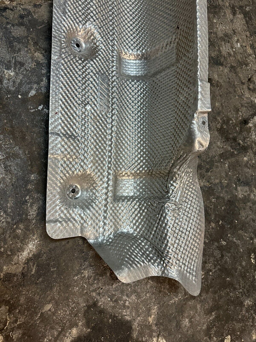 2020 BMW M4 F82 EXHAUST HEAT INSULATION SHIELD COVER OEM 8 059 674 02 805967402