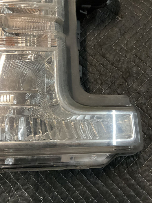 2017 2018 FORD F250 F350 F450 HALOGEN HEADLIGHT RIGHT PASSENGER SIDE OEM