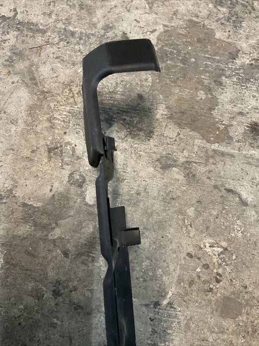 2020 FORD F250 F350 F450 FRONT BUMPER STEP PAD LC3B-17C881-AAW