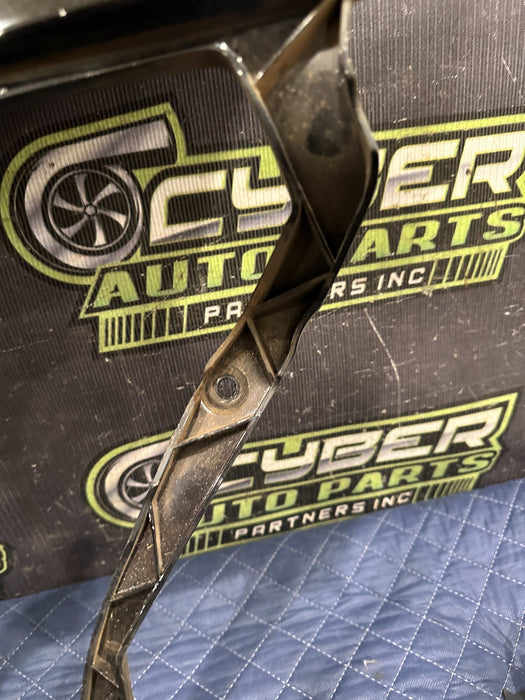 2014 AUDI R8 OEM REAR RIGHT LOWER QUARTER PANEL B PILLAR TRIM 420 853 190 B
