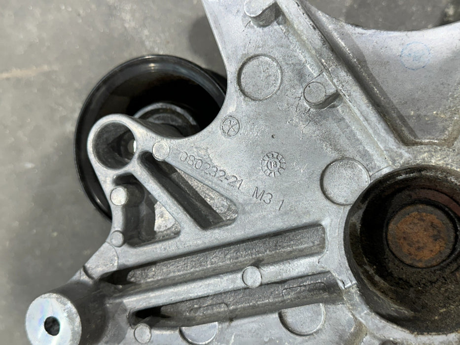 2017-2019 FORD F350 F450 6.7L ENGINE COOLING FAN CLUTCH PULLEY BRACKET OEM