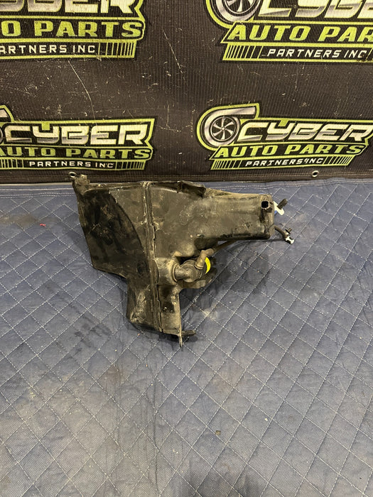 2017-2019 FORD F250 F350 WINDSHIELD WASHER RESERVOIR TANK OEM