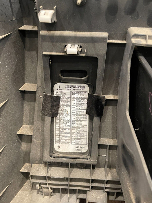 2016 NISSAN TITAN GLOVE BOX W/ STORAGE COMPARTMENT ASSEMBLY OEM *READ DESC*