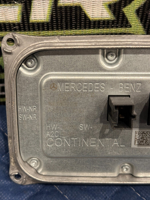 2015 MERCEDES C63 HEADLIGHT LED BALLEST CONTROL UNIT MODULE OEM 205 900 51 10