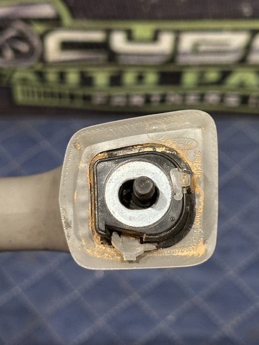 2019 FORD F250 F350 RIGHT PASSENGER UPPER B PILLAR GRAB HANDLE OEM ~SCRATCHS~