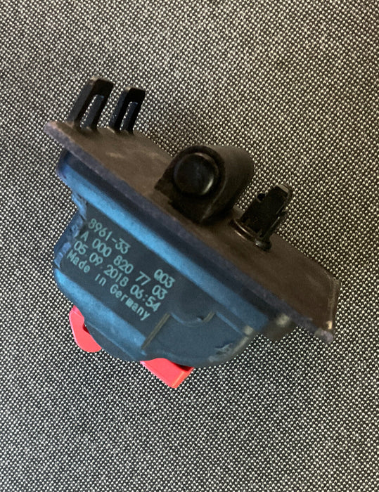 2018-2021 MERCEDES E63S AMG OEM FUEL FILLAR DOOR LOCK ACTUATOR 000 820 77 03