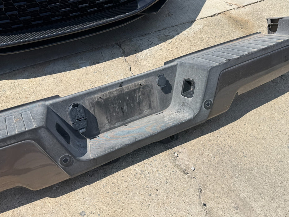 2020 2022 FORD F250 F350 F450 STONE GRAY COMPLETE REAR BUMPER WITH SENSORS