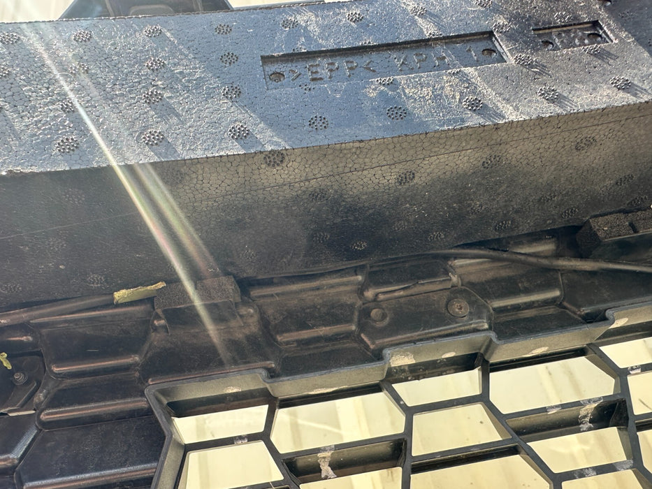 2020 2021 2022 2023 AUDI R8 FRONT BUMPER COVER W/ GRILLES COMPLETE GENUINE OEM