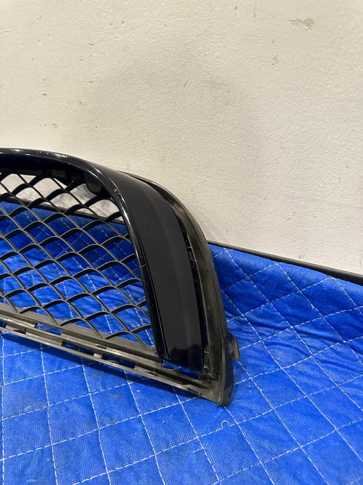 2017 MERCEDES-BENZ C63 AMG CONV FRONT BUMPER LEFT SIDE OUTER GRILLE TRIM OEM