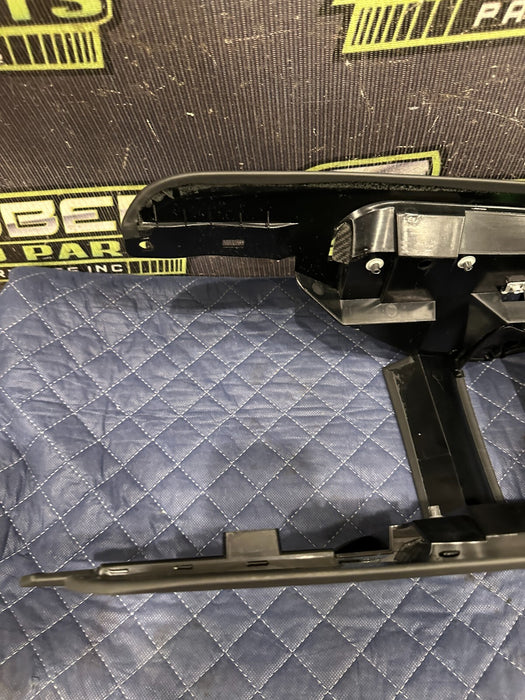 2014 AUDI R8 FRONT CENTER CONSOLE BASE OEM W/ CARBON FIBER TRIMS 423 863 241 D