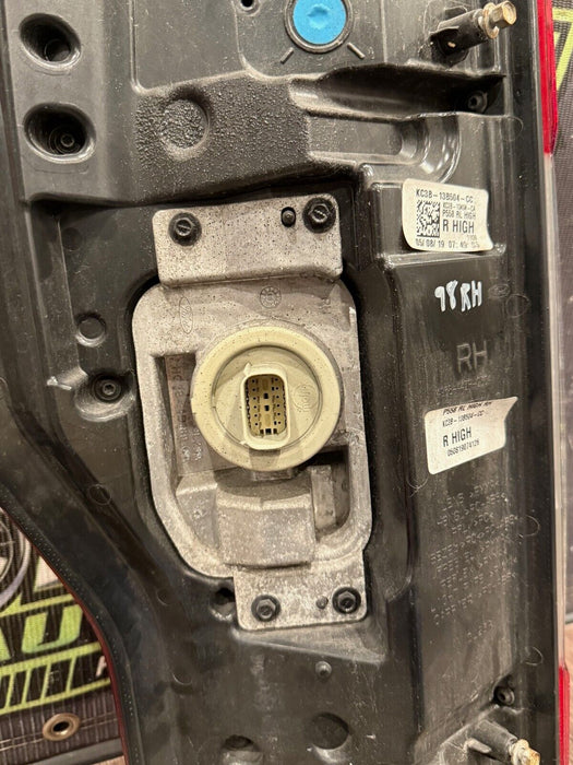 2017-2019 FORD F250 F350 F450 LEFT RIGHT LED TAIL LIGHT PAIR OEM