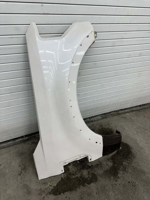 2017-2019 FORD F250 F350 KING RANCH FRONT RIGHT FENDER WHITE CARIBOU (UG,H5) OEM
