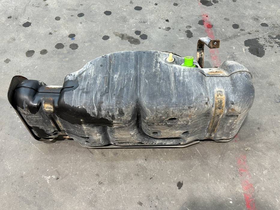 2016 NISSAN TITAN XD FUEL TANK OEM (LOCAL PICKUP)