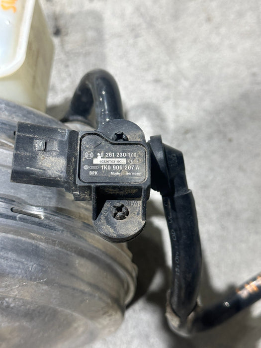 2014 PORSCHE 911 TURBO S BRAKE BOOSTER MASTER CYLINDER OEM 991.355.025.30