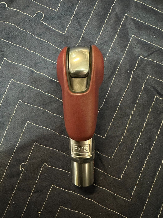 2018 PORSCHE 718 982 BOXTER S AUTOMATIC SHIFT KNOB RED LEATHER PDK OEM