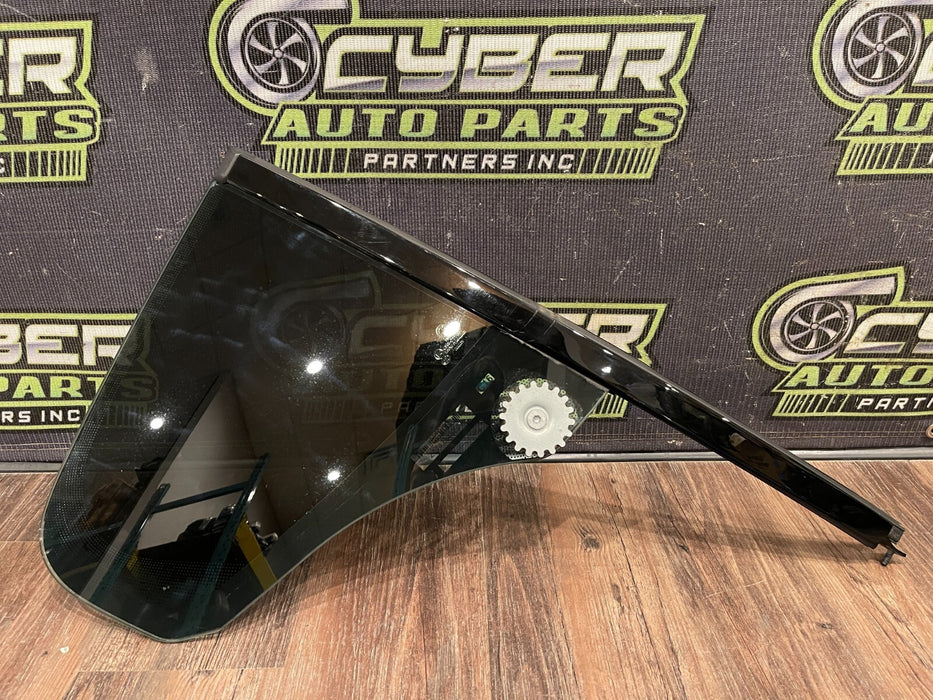 2020 BMW M8 COMP F93 REAR PASSENGER RIGHT QUARTER WINDOW GLASS OEM *TINTED/READ*
