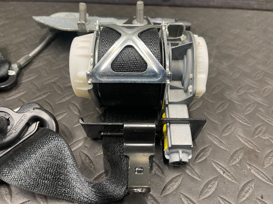 2017 FORD F250 F350 F450 PLATINUM FRONT PASSENGER SEATBELT