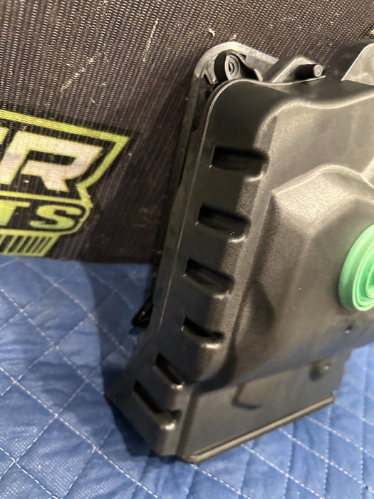 2020 BMW M4 SUBWOOFER RIGHT HARMAN KARDON CENTRAL SPEAKER 6513 9210152-04