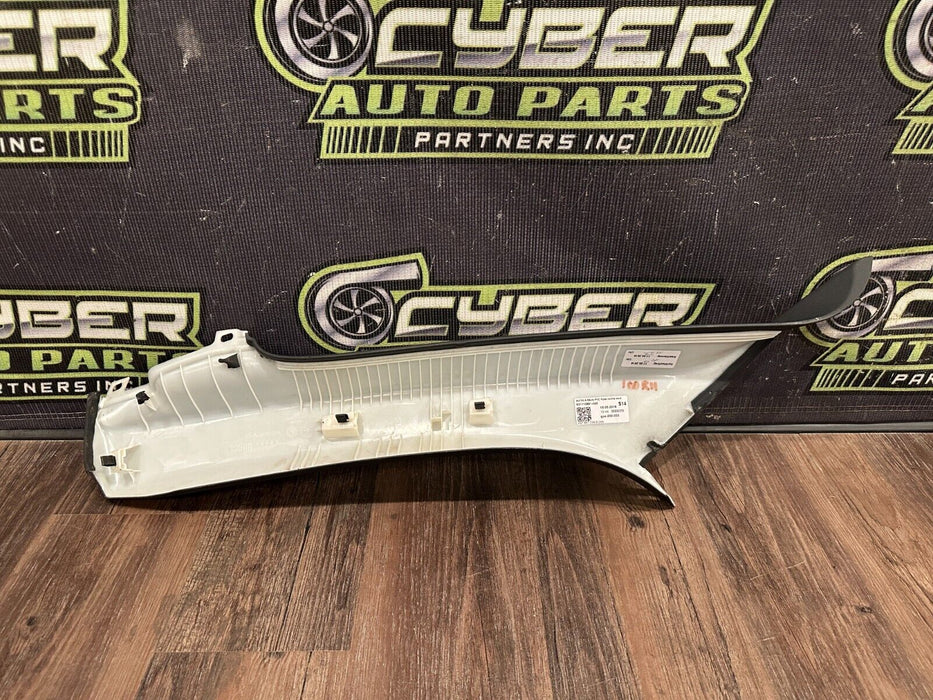 2017-18 AUDI R8 PLUS SPYDER FRONT PASSENGER RIGHT A PILLAR TRIM OEM 4S7 867 234