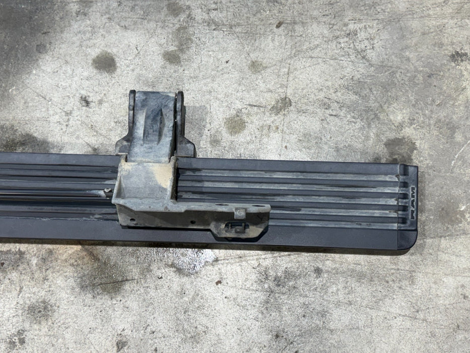 2022 DODGE RAM 2500 LEFT POWER RUNNING BOARD ASSEMBLY OEM