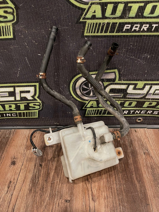 2014 TOYOTA PRIUS V BRAKE FLUID MASTER CYLINDER RESERVOIR TANK W/ LINE HOSES OEM