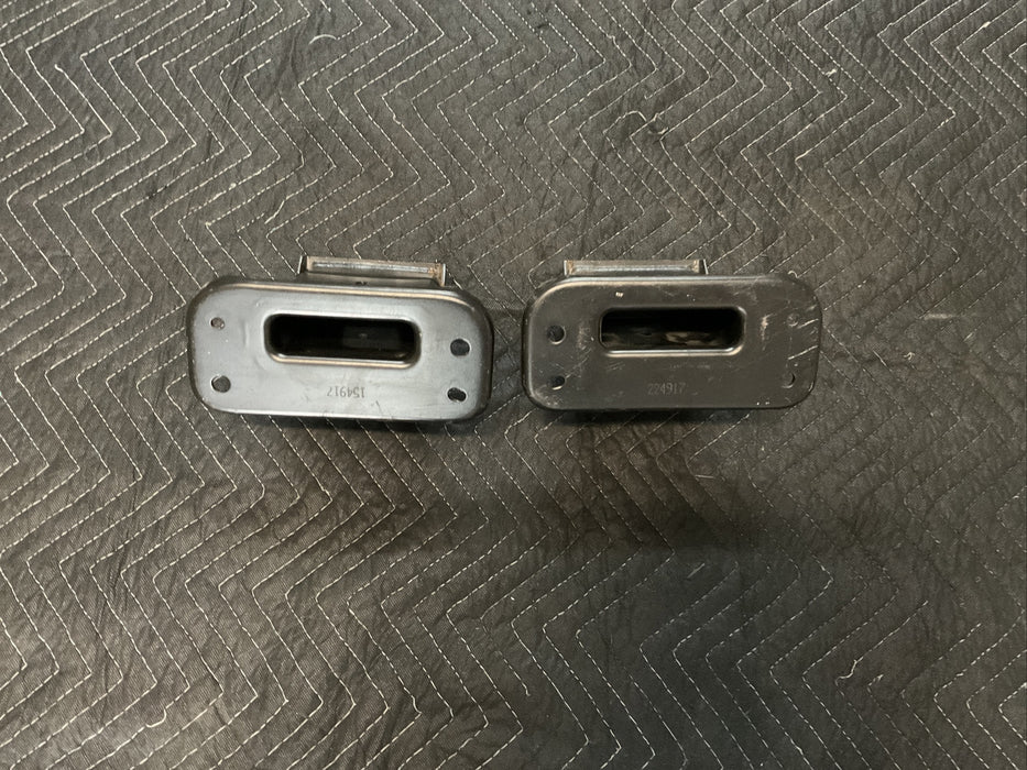 2014 INFINITI Q50 FRONT BUMPER CRASH BAR MOUNTING BRACKETS OEM