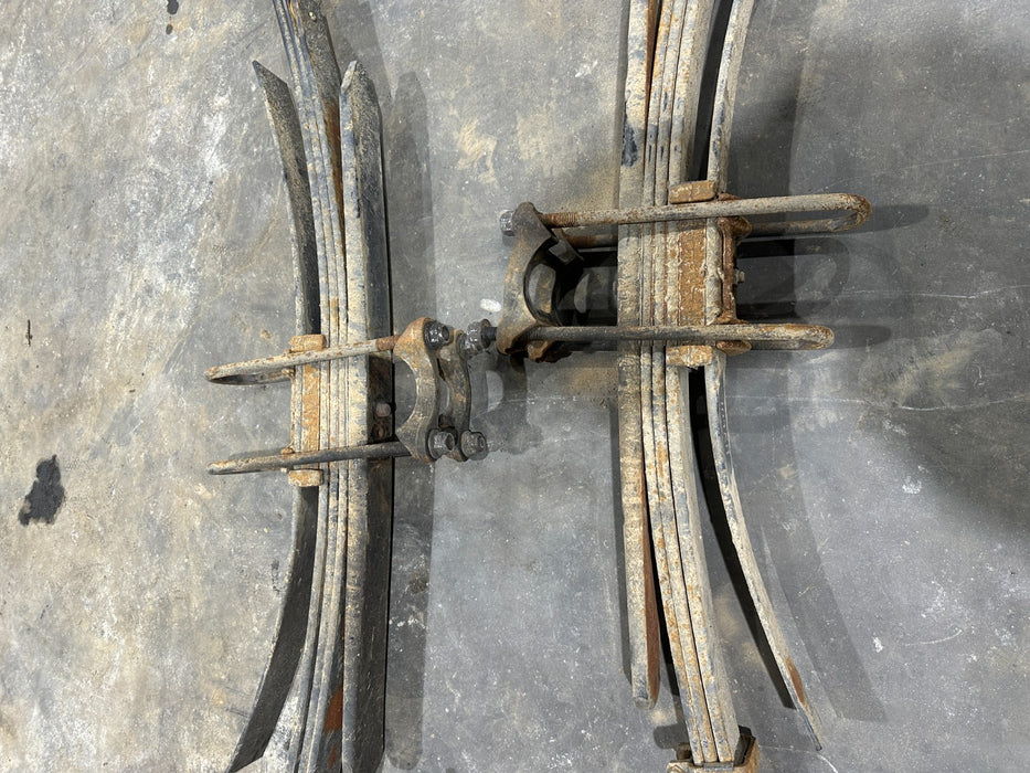 2017 FORD F350 REAR LEFT RIGHT LEAF SPRINGS  OEM HC3C5A975NH HC3C 5A975