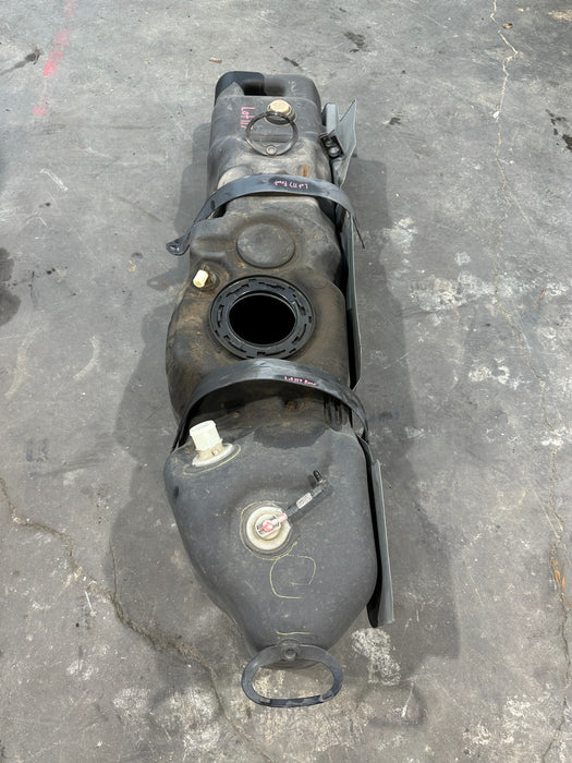 2021 RAM 2500 LARAMIE 31 GALLON FULE TANK OEM *LOCAL PICKUP ONLY*