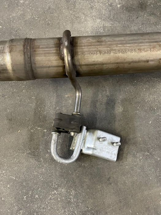 2019 MERCEDES BENZ E63S AMG MID PIPE EXHAUST ASSEMBLY W BRACKETS OEM