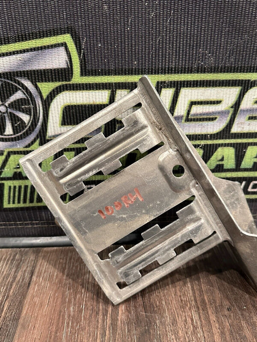 2017-18 AUDI R8 FRONT RIGHT FUSE BRACKET OEM 4S0 937 540 B